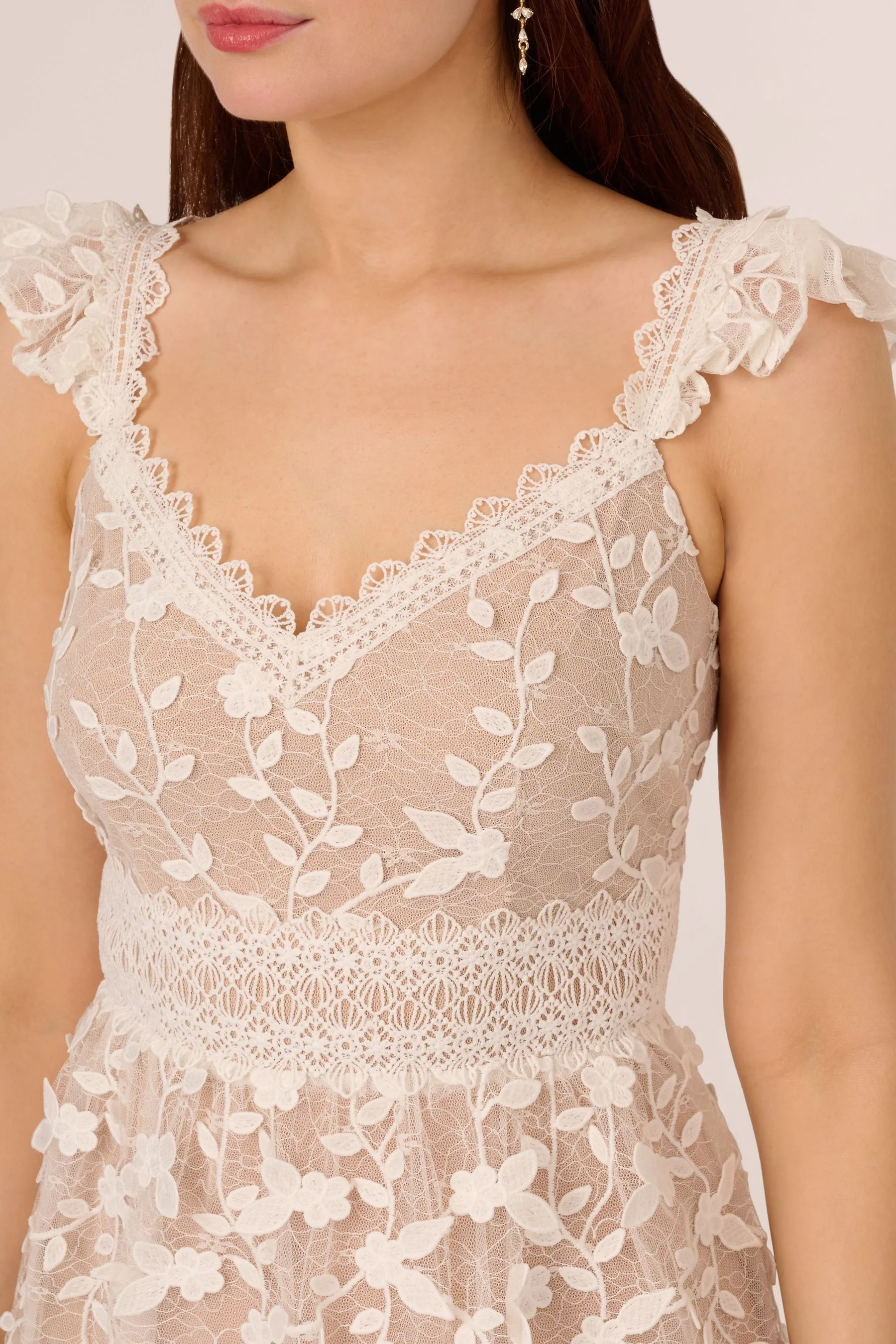 Adrianna Papell Lace Embroidery Flutter White - Abito
